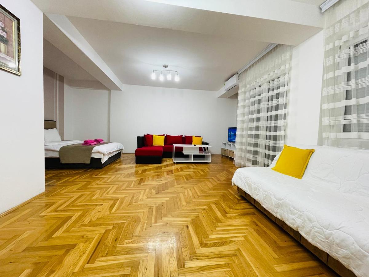 Front Beach Exclusive Apartments Struga Exteriér fotografie