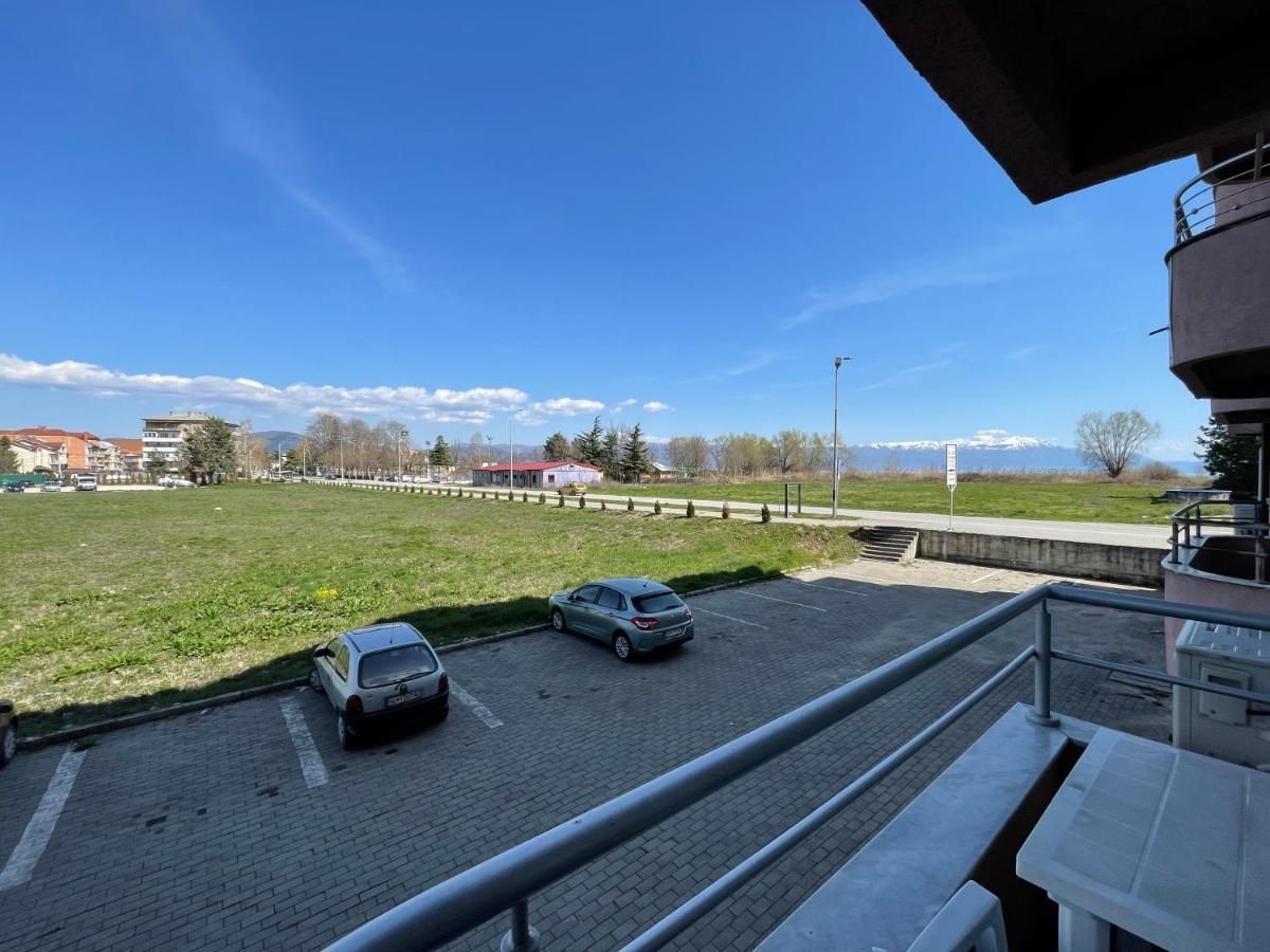 Front Beach Exclusive Apartments Struga Exteriér fotografie
